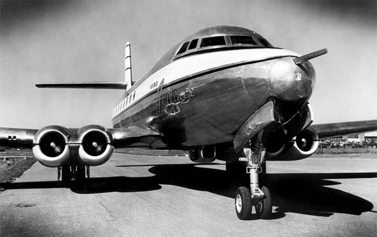 C.102 Jetliner