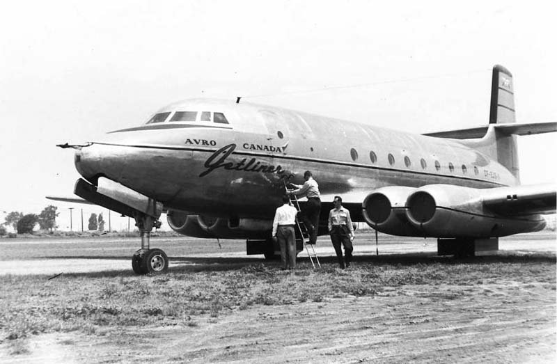 C.102 Jetliner