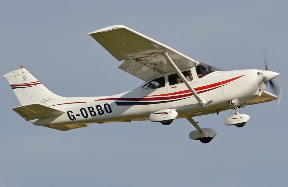 Cessna 182S Skyline