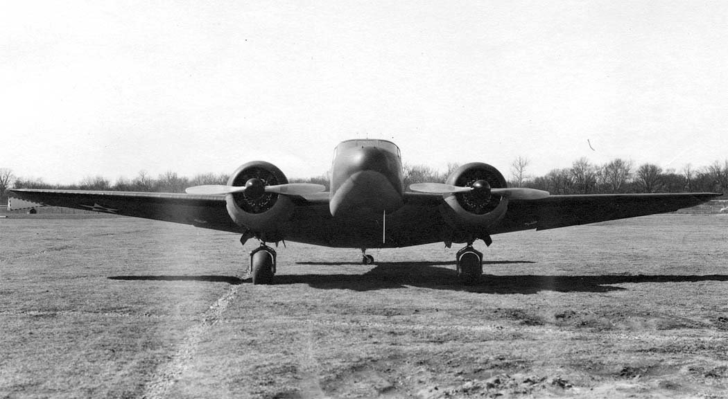 C-45 Expeditor avión de transporte