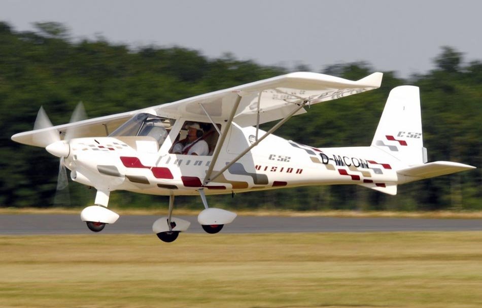 C52 avión ligero