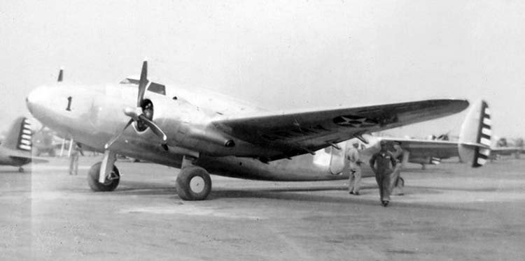 Lockheed C-60 Lodestar avión de transporte militar