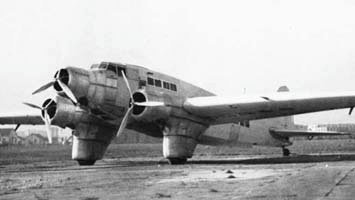Caproni Ca.132 Bombardero-Transporte Diurno